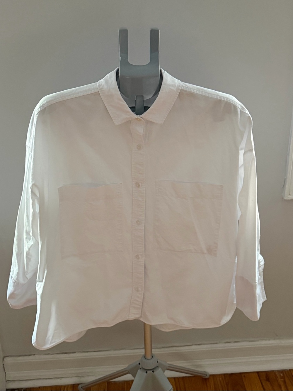 Everlane Relaxed Button-Down Shirt – Like New, Size L - Picture 2 of 9